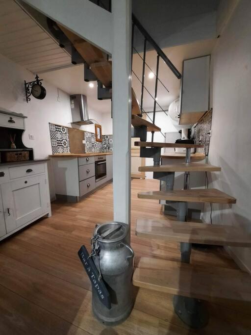 Logement サン・テニミー エクステリア 写真